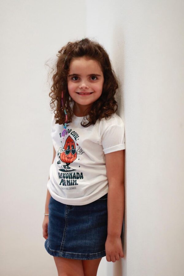 T-shirt Estado Civil: Apaixonada por Mim - Image 4