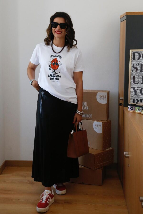T-shirt Estado Civil: Apaixonada por Mim